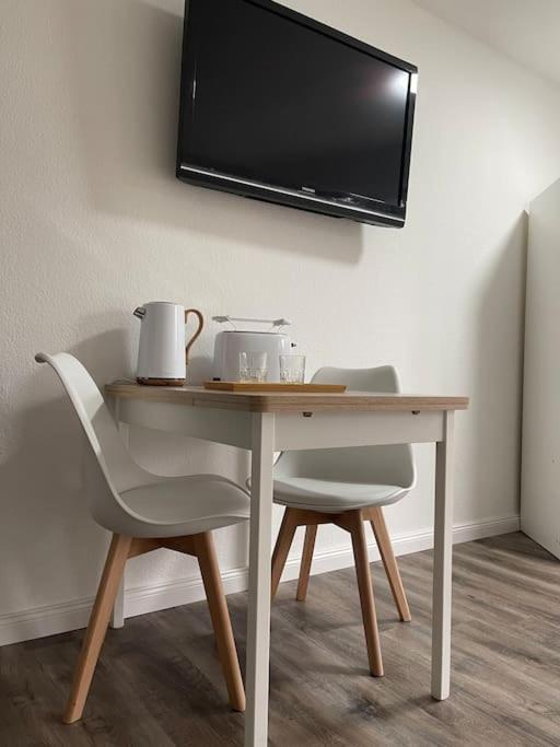1 Zimmer Appartement In บัดโรเทนเฟลเดอ ภายนอก รูปภาพ